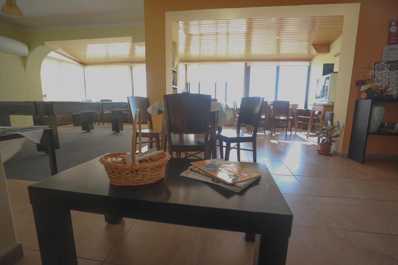 Resedencial Centro Bed & Breakfast Vimioso ภายนอก รูปภาพ