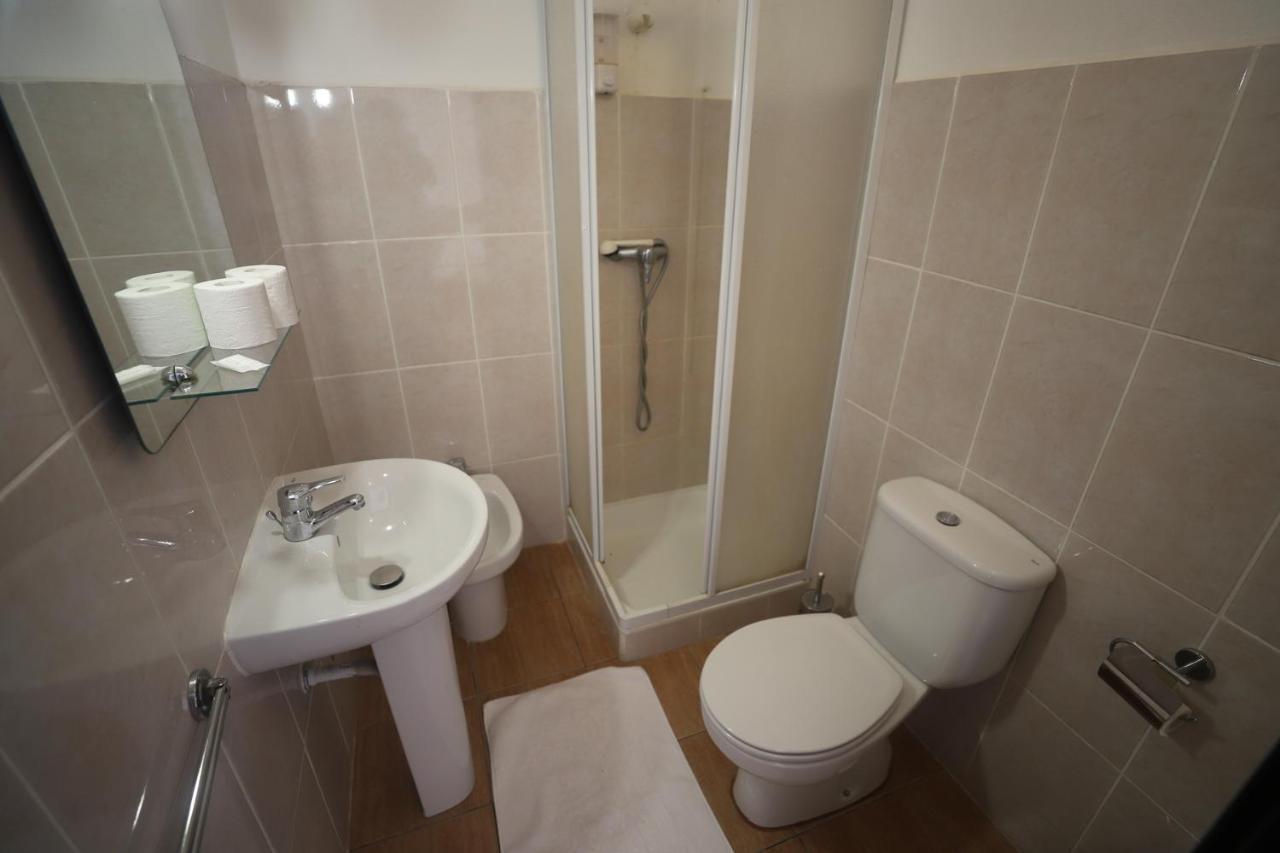 Resedencial Centro Bed & Breakfast Vimioso ภายนอก รูปภาพ