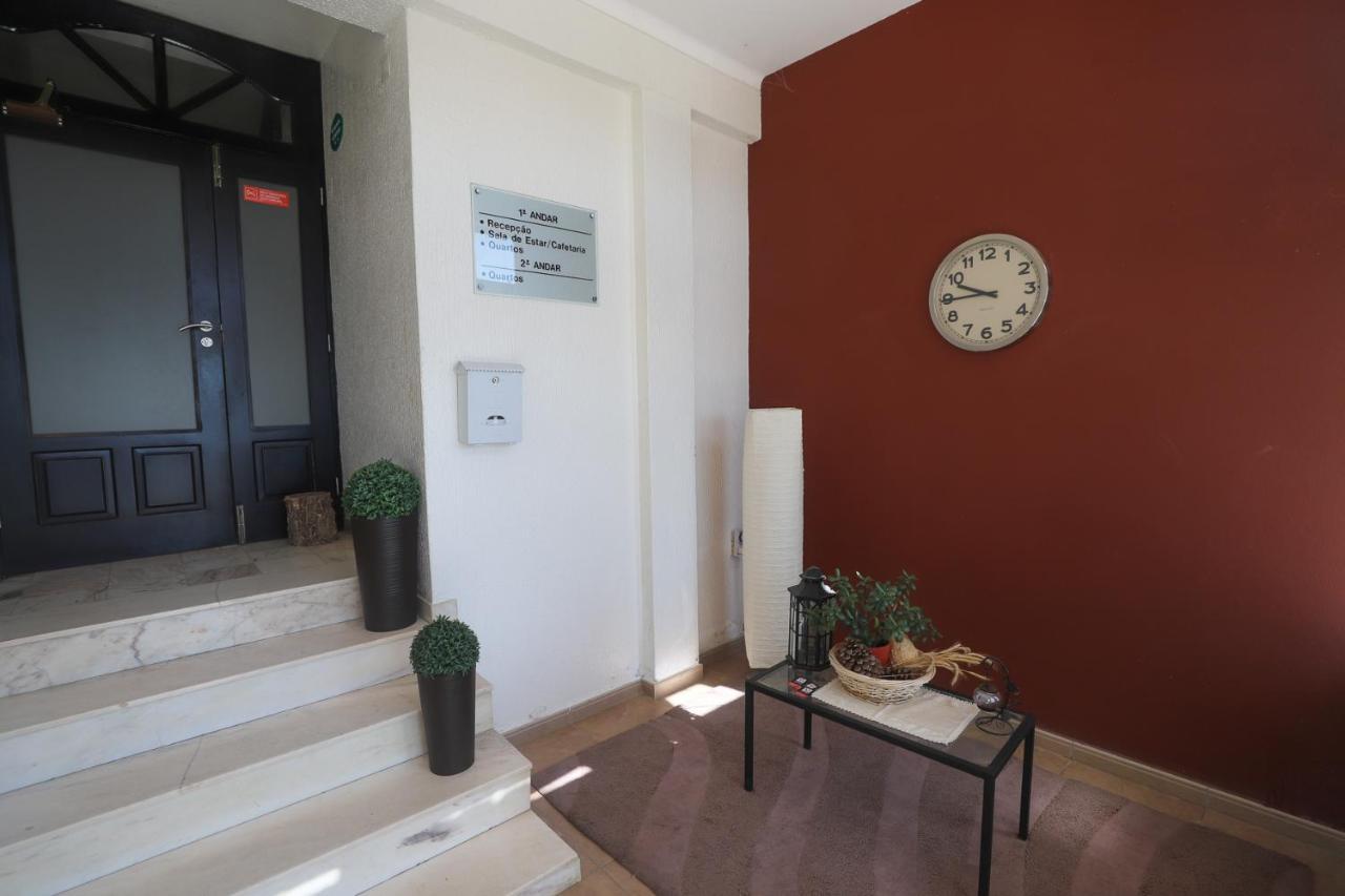 Resedencial Centro Bed & Breakfast Vimioso ภายนอก รูปภาพ
