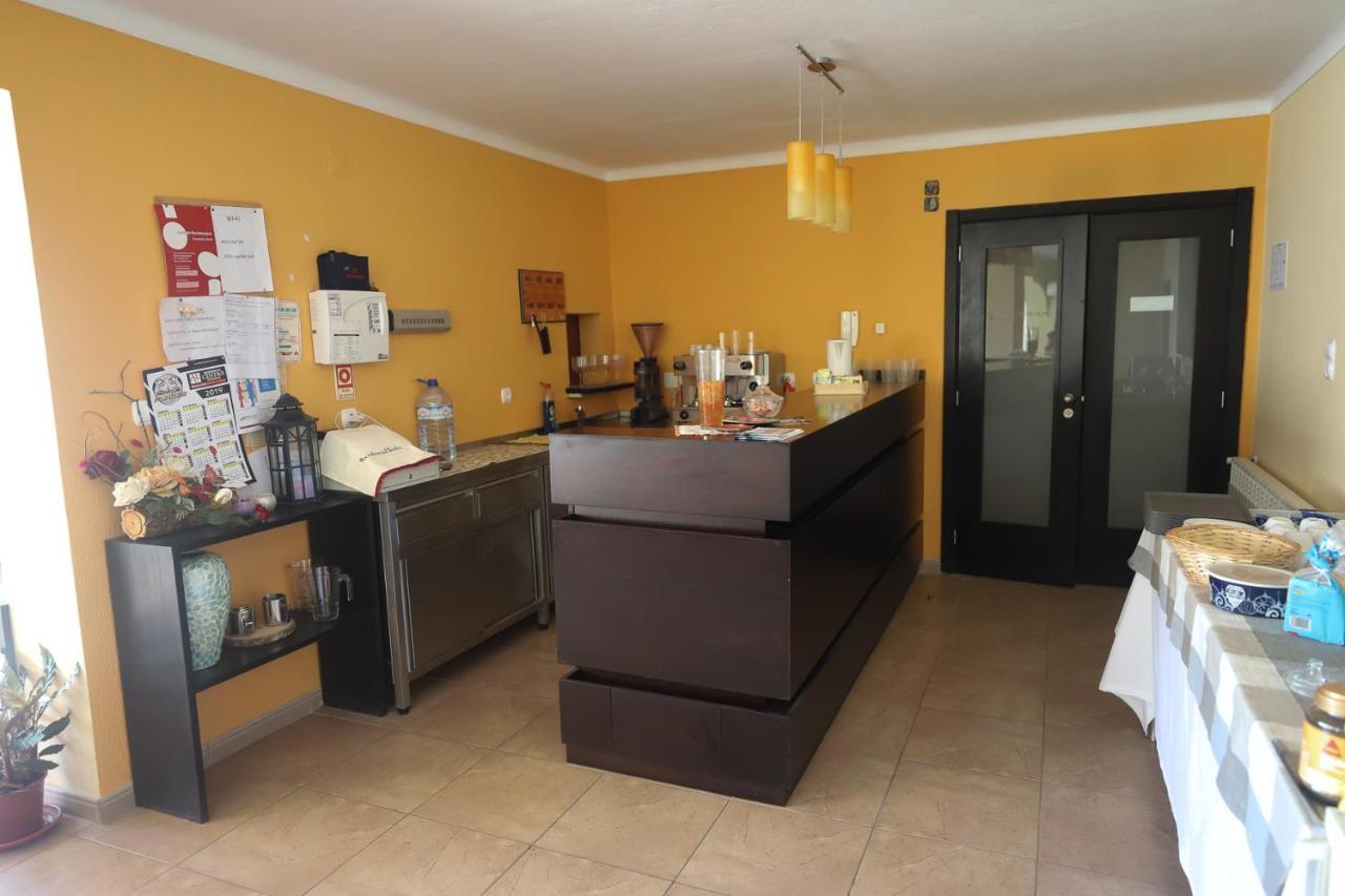 Resedencial Centro Bed & Breakfast Vimioso ภายนอก รูปภาพ