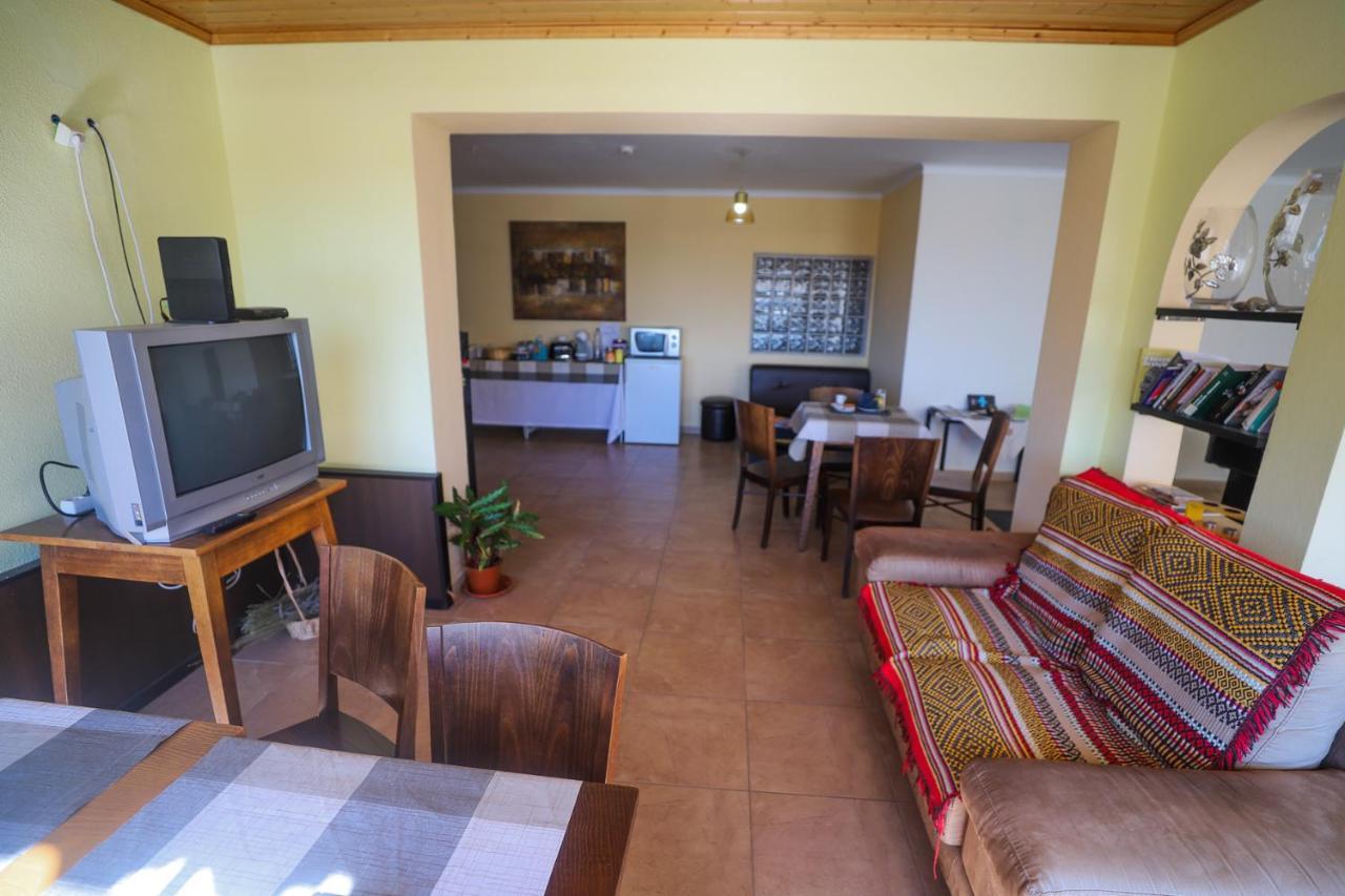 Resedencial Centro Bed & Breakfast Vimioso ภายนอก รูปภาพ